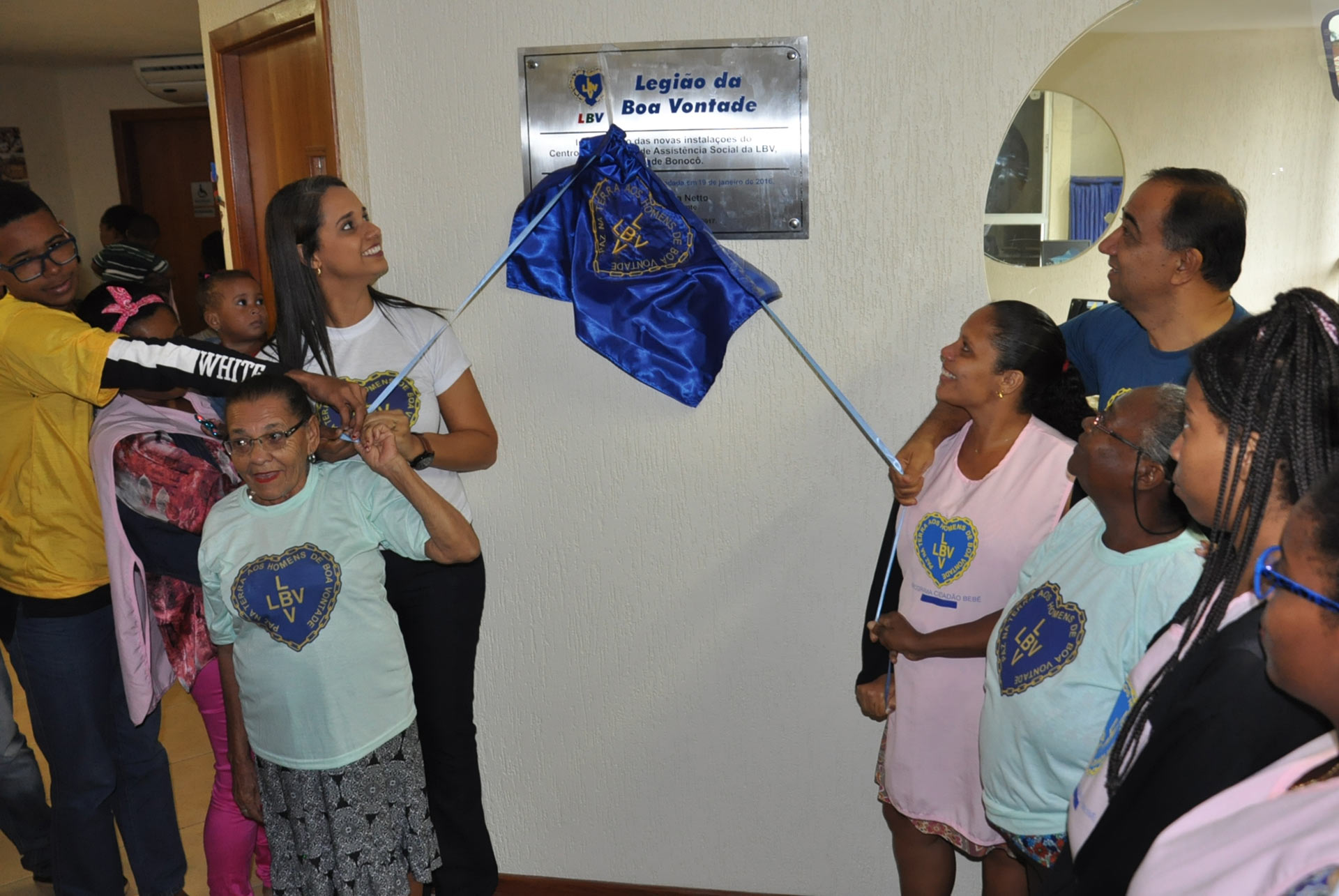 Muita alegria na inauguração das novas instalações do Centro Comunitário de Assistência Social da LBV.