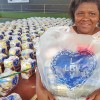 Goiânia, GO — Atendida leva para a casa a certeza de um Natal mais feliz. A iniciativa é a conclusão do atendimento realizado ao longo do ano pela LBV.