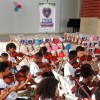 Vila Isabel, RJ — Os jovens atendidos pela Ação Social pela música do Brasil se apresentam para o público durante a entrega das cestas de alimentos arrecadados pela campanha de Natal da LBV.

