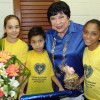 Em 2009, Inezita Barroso recebeu, pela passagem de seu aniversário de 84 anos, a homenagem dos alunos da LBV em São Paulo.