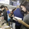 Domingo literário: pessoas de todo o Estado do Rio de Janeiro visitam a maior feira de livros do país em busca de boa leitura.
