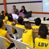 BELO HORIZONTE, MG — Antes de iniciar as atividades deste ano, os atendidos assistiram a uma apresentação sobre as ações desenvolvidas na edição anterior do Fórum Internacional dos Soldadinhos de Deus, da LBV, na capital mineira. 

