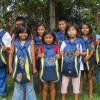Dourados, MS - Na Aldeia Indígena Bororó, mais de 300 crianças e adolescentes atendidos pela LBV através do Centro de Referência da Assistência Social (CRAS Indígena) receberam os kits pedagógicos. Os kits são compostos de acordo com a faixa etária dos estudantes e contêm itens como estojo, lápis preto e de cor, canetas, apontador, borrachas, tesoura, tubos de cola, tinta guache, cadernos, mochila, régua, entre outros.