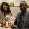 NUEVA YORK, EUA — El Asistente Ejecutivo de la Comunidad Económica de Estados de África Occidental (ECOWAS, siglas en inglés), Sr. Mahmoud Elimane Ndiaye Kane, recibe la revista BUENA VOLUNTAD Mujer en inglés, de manos de la joven Amanda Vieira, de la LBV.