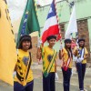 Itabuna, BA – Durante o desfile cívico-militar na cidade, os atendidos que participaram, mostraram grande alegria em levar as bandeiras representando (da esquerda para a direita) Itabuna, Brasil, Bahia, e a LBV.
