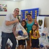 Niterói, RJ — Natal é época de união e solidariedade! A campanha de Natal da LBV leva às famílias a Solidariedade e a certeza de ceia farta com as cestas de alimentos.
