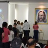 PORTO ALEGRE, RS — Na terceira etapa, os jovens sobem ao Altar Sagrado e recebem uma pétala energizada pela Falange da Boa Vontade de Deus que atua na Revolução Mundial dos Espíritos de Luz, a Quarta Revelação, a Religião de Deus, do Cristo e do Espírito Santo, sob o comando do Irmão Paiva Netto.

&nbsp;
