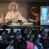CURITIBA, PR — Vista parcial dos Cristãos do Novo Mandamento de Jesus acompanhando as palavras do Irmão Paiva Netto, durante a sessão solene do 40º Fórum Internacional do Jovem Ecumênico da Boa Vontade de Deus.
