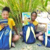 Salvador, BA - Felizes, meninas e meninos atendidos pela Legião da Boa Vontade recebem kits de material pedagógico e escolar, arrecadados por meio da campanha Criança Nota 10 — Proteger a infância é acreditar no futuro!.