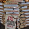 Lançamento do escritor Paiva Netto, a obra literária Jesus, a Dor e a origem de Sua Autoridade é destaque no estande da distribuidora WRC .