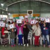 Registro, SP — Famílias das cidades de Juquiá, Registro e Sete Barras exibem cobertores que receberam da Legião da Boa Vontade, por meio da Campanha Diga Sim.