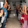 Registro do momento em que a Pregadora Ecumênica Lívia Oliveira convocava todos para o trabalho profícuo da Religião Divina durante o 'Encontro das Igrejas Familiares' em Ferraz de Vasconcelos/SP.
