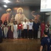 Rio de Janeiro, RJ — Juventude Ecumênica da Boa Vontade de Deus, do bairro do Riachuelo, apresenta a peça teatral “Jesus Vive”, durante o Encontro Ecumênico de Páscoa — Jesus Vive!. A programação também contou com a mensagem fraterna e ecumênica do Irmão Paiva Netto.
