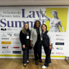 A advogada e Procuradora do Município de Salvador, Lilian Oliveira de Azevedo Almeida, mestranda em Direito e ex-presidente da Associação Nacional das Procuradoras e dos Procuradores Municipais (ANPM), entre Renata (D) e Débora Verdan (E), da FJPN.