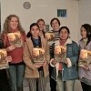 Buenos Aires, Argentina — Militancia Internacional: el Joven de la Buena Voluntad divulga voluntariamente la revista ¡JESÚS ESTÁ LLEGANDO!, inspirado en las enseñanzas del Señor de la Paz, que presenta, mediante Sus Leyes de Amor Universal, la esencia de la Religión de Dios, del Cristo y del Espíritu Santo. Un camino correcto y seguro para los que anhelan la verdadera unión, derrumbando cualquier barrera o diferencia que aún separe a los pueblos.