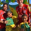 Aracaju, SE — Os jogadores Fabio Alex dos Santos (à esquerda) e Bruno Iotti, do Club Sportivo Sergipe, prestigiaram a entrega dos kits da LBV.
