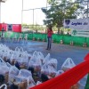 Boa Vista, RR - A cesta de alimentos tem 18kg e contém arroz, feijão, óleo, açúcar, leite em pó, macarrão, farinha de mandioca e de trigo, goiabada, gelatina, massa para bolo, extrato de tomate e sal. Itens básicos para ajudar no sustento da família.