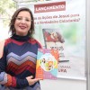 Porto Alegre, RS — A escritora Ana Pregardier dedicou um exemplar de sua obra infantil #eraumavez (primeiro livro multiverso infantil bilíngue, inédito no Brasil) ao diretor-presidente da LBV, com a seguinte mensagem: “Para o educador Paiva Netto, com muito carinho, por uma sociedade com mais amor e gentileza! Abraço. Ana Pregardier. 05.11.19”.