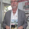 O jornalista, escritor e fotógrafo Airton Ortiz, também patrono da 60ª Feira do Livro, visitou os estúdios da Super Rede Boa Vontade de Comunicação e dedicou ao diretor-presidente da LBV um exemplar de seu lançamento literário Paris, uma coletânea de crônicas sobre a temporada em que morou na capital da França, com a seguinte mensagem: 