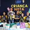 Piracicaba/SP — O jogador e artilheiro do campeonato paulista da série A2, Everton, visitou a LBV e participou da entrega de kits pedagógicos. Na ocasião, foi homenageado pela passagem do Dia doa Esportista, celebrado em 19 de fevereiro.