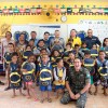 Porto Velho, RO — As crianças atravessaram o Rio Jamari para receberem os seus kits pedagógicos. Graças à campanha Criança Nota 10 — Proteger a infância é acreditar no futuro!, a Entidade oferece o apoio necessário para que crianças e adolescentes possam efetivar o aprendizado com qualidade, longe das ruas ou do isolamento.
