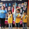 Abanderados de preescolar, en el acto de entrega de diplomas a los pequeños egresados, en la Escuela Infantil Jesús.