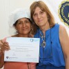 María Gladys Saldaña, alumna de Pastelería Básica, con la profesora Oqui Muro.