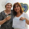 María Silvia Galante, alumna del curso de Decoración de Tortas, con la profesora Miriam Ambrocio.