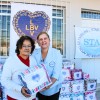 Tubarão, SC — A entrega dos cobertores contou com a parceria da Associação Tubaronense de Amparo às Familias (Stan).