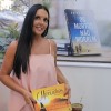 A escritora Andréia Borges de Azevedo enviou um exemplar da obra