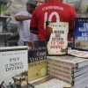 Fortaleza, CE — No estande da Book Outlet, número 48, o leitor cearense poderá adquirir, além do best-seller
