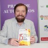 “Meu querido amigo José de Paiva Netto, com meu carinho muito especial, peço a Deus que continue sempre iluminando seus ideais e seus belos caminhos! Abraços”. Mensagem do Padre Lauro Trevisan dedicada ao dirigente da LBV em seu livro 15 Poderes que mudam sua vida (Editora da Mente).
