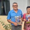 Sarandi/PRJ— Jordino Corrêa da Silva e Luzia Geloni da Silva com a revista JESUS ESTÁ CHEGANDO!
