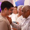 Jovens buscam a bênção e a proteção Divina na Cerimônia do Batismo Espiritual do Jovem Ecumênico da Boa Vontade de Deus. 