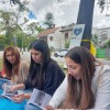 Em Montevideo, no Uruguai, jovens realizaram o Encontro Literário #NósLemosPaivaNetto em praça pública
