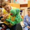 Ein Glückliches Lachen – das Programm führt Informationskampagnen durch, betreibt Vorbeuge und Zahnbehandlung für Kinder aus Gemeinschaften mit geringem Einkommen. Dieses Programm ruht auf drei Pfeilern: den Mobilen Einheiten für Mundgesundheit; den sozialen Zahnputzstellen (Orte an denen die Kleinen lernen sich korrekt die Zähne zu putzen); und die Ausbildung von Freiwilligen, damit diese als Beauftragte der Gemeinschaft für Mundgesundheit eingesetzt werden können.