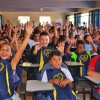 Francisco Badaró, MG — Crianças e adolescentes de três escolas deste município receberam da Legião da Boa Vontade (LBV) o kit de material pedagógico adquirido por meio da campanha Criança Nota 10! - proteger a infância é acreditar no futuro.