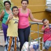São Paulo, SP — A satisfação em levar a cesta de alimentos e a certeza de um fim de ano mais digno é facilmente constatada no semblante dos atendidos da LBV.