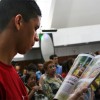 Peregrino da Boa Vontade lê atento a revista Jesus Está Chegando!, edição 116, lançada nesta semana. 
