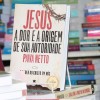 Novo best-seller do escritor Paiva Netto 'Jesus, a Dor e a origem de Sua Autoridade' chega à 61ª Feira do Livro de Porto Alegre.
