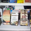 Os best-sellers do jornalista e escritor Paiva Netto podem ser adquiridos nos estandes da Livraria Saraiva (Ruas E e F), da Top Livros (Ruas C e D) e da Queen Books (Ruas N e J).
