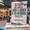Na obra, o escritor Paiva Netto evidencia também no livro precisa correlação entre as Escrituras Sagradas e os presentes acontecimentos planetários. A obra é de leitura indispensável aos que desejam compreender os ensinamentos do Cristo e Seu legado universal de maneira fraterna, abrangente e ecumênica.
