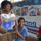 Belo Horizonte, MG — A satisfação em levar a cesta de alimentos e a certeza de um fim de ano mais digno é facilmente constatada no semblante dos atendidos da LBV.