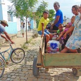 Almenara, MG — Em um período de desafio econômico que o Brasil vive, a solidariedade ainda está no coração das pessoas. Ao doar para a LBV, a sua contribuição ajuda a mudar a realidade de muitas famílias neste natal. A você, o nosso muito obrigado!
