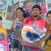 Belo Horizonte, MG — A satisfação em levar a cesta de alimentos e a certeza de um fim de ano mais digno é facilmente constatada no semblante dos atendidos da LBV.