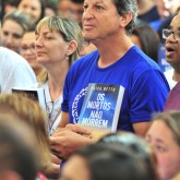 Na obra Os Mortos não morrem, Paiva Netto apresenta seu brado de Vida Eterna, conduzindo os leitores pelas mãos, como um sábio professor, a uma viagem ecumênica e profunda sobre esse instigante tema, velho conhecido da humanidade.
