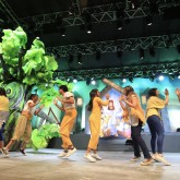 Musical infantil Os Milagres de Jesus, na 2ª edição, encantou crianças e familiares. Repara como eles ficaram muito atentos! 
