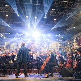 Brasília, DF — O Espetáculo exaltou os alertamentos proféticos de Jesus em Seu Evangelho-Apocalipse. Com essa tônica, as canções traduziram a força espiritual e a Esperança contidas nos ensinamentos universais do Cristo de Deus.
