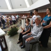 Brasília, DF — O casal Virgínia e Ivo Ranolfi também subiu ao Altar Sagrado da Religião Divina, juntamente com seus familiares Cristiani Rossi Ranolfie (filha do casal) e João Pedro Ranolfi Marques (neto do casal).
