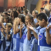 A criançada soltou a voz e alegrou o público ao entoar a canção “Como é bom saber”, de autoria de Marlene Pereira. =D
